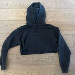 Urban Outfitters cropped sweatshirt. Size xs